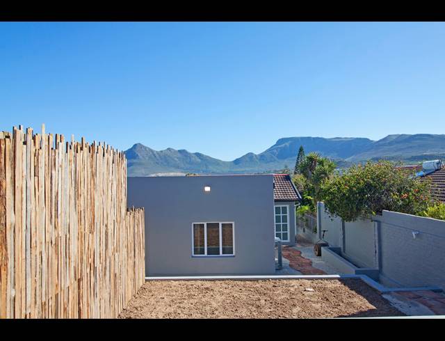 3 BEDROOM HOUSE TO LET IN SUNNYDALE